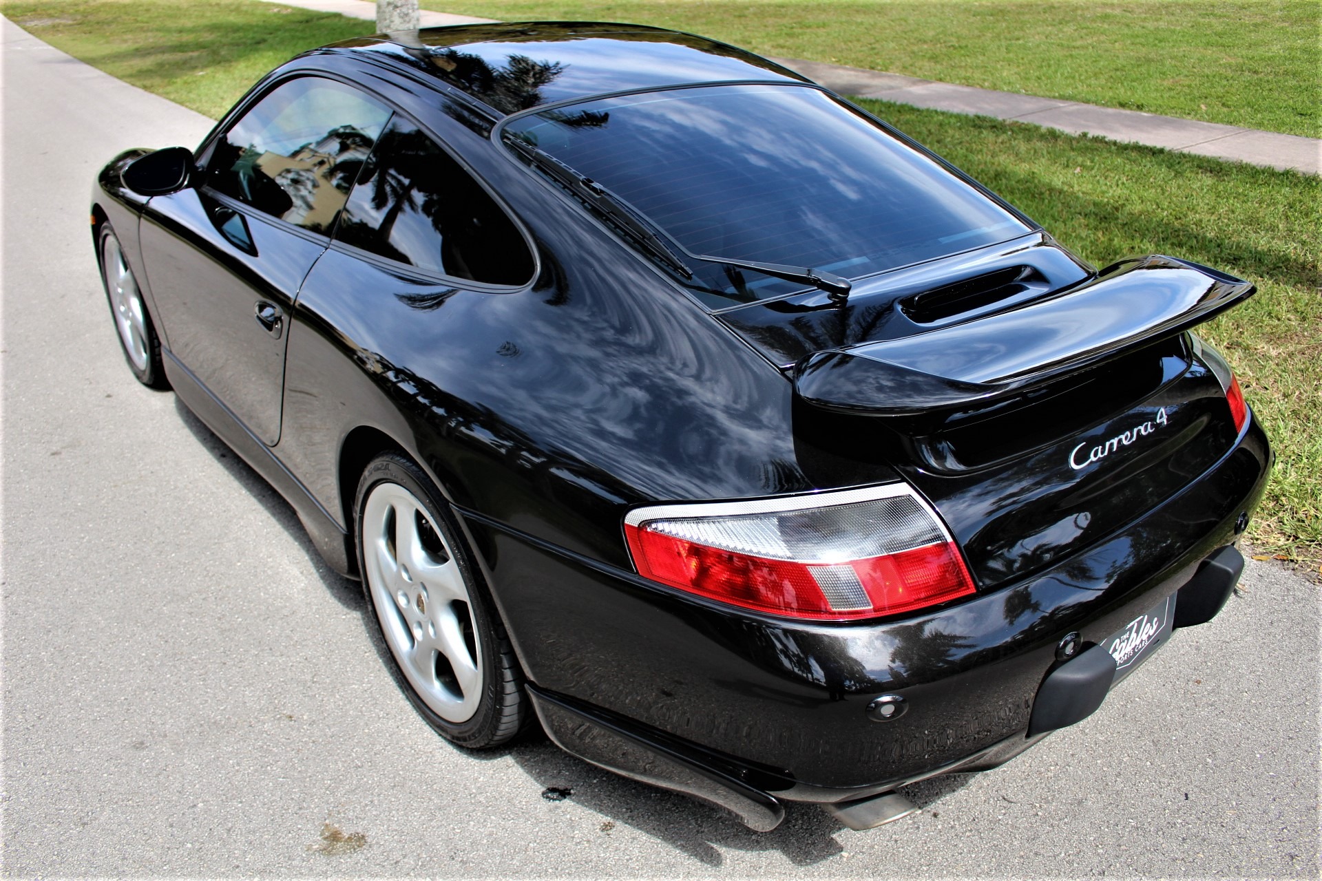 Used 2001 Porsche 911 Carrera 4 For Sale ($32,850) | The Gables Sports Cars Stock #633212 Used 2001 Porsche 911 Carrera 4 For Sale ($32,850) | The Gables Sports Cars Stock #633212