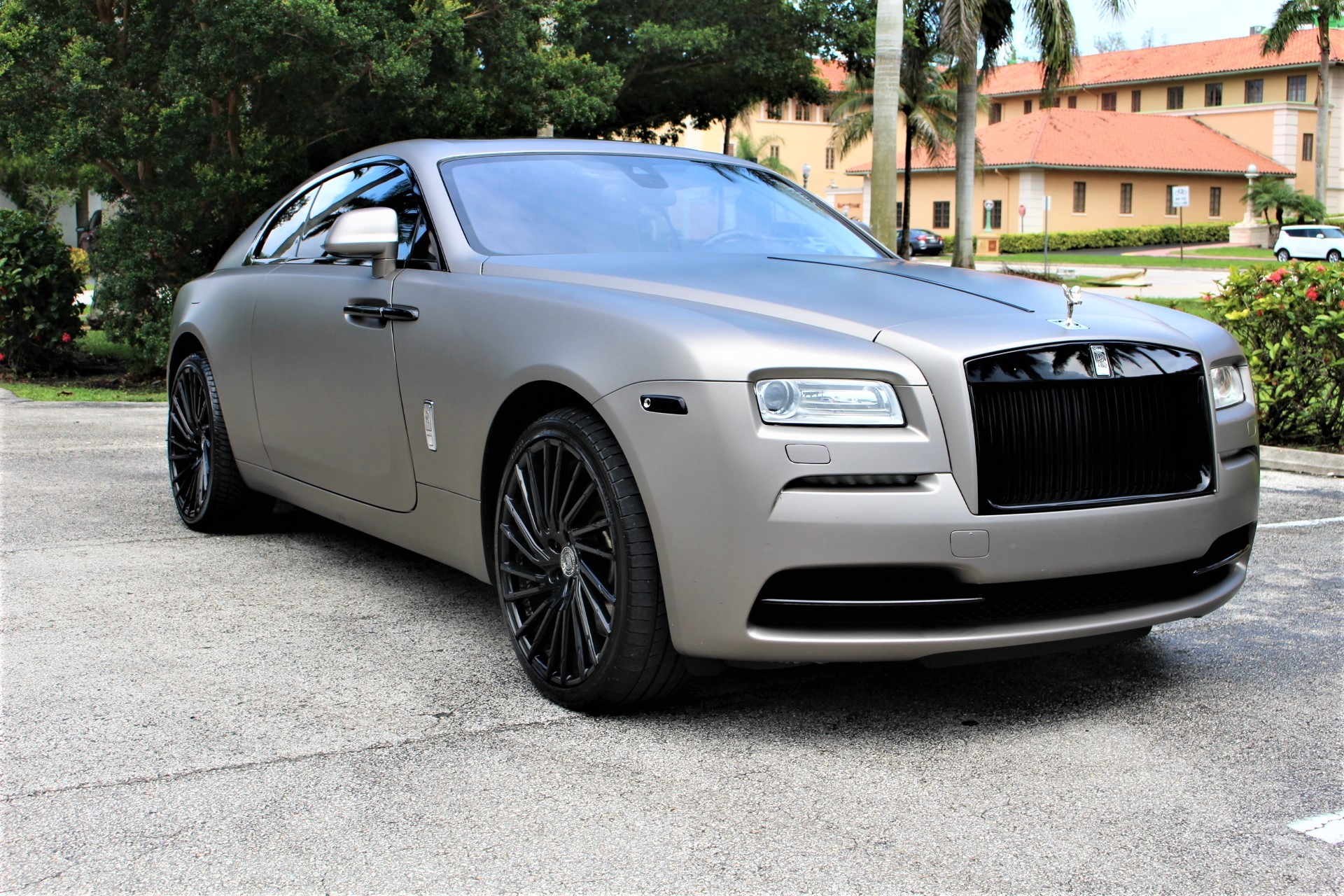 ROLLS ROYCE WRAITH  Lux Rentals Miami Beach