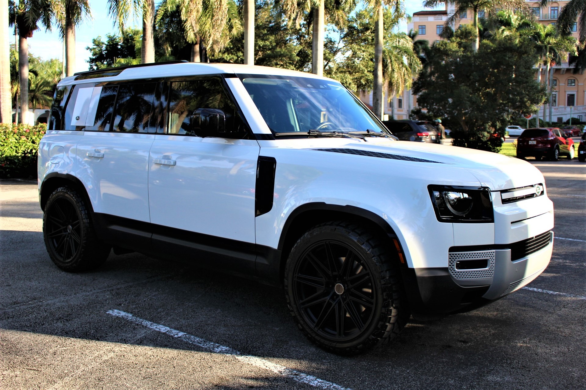 Used 2020 Land Rover Defender 110 SE for sale $93,850 at The Gables Sports Cars in Miami FL 33146 2
