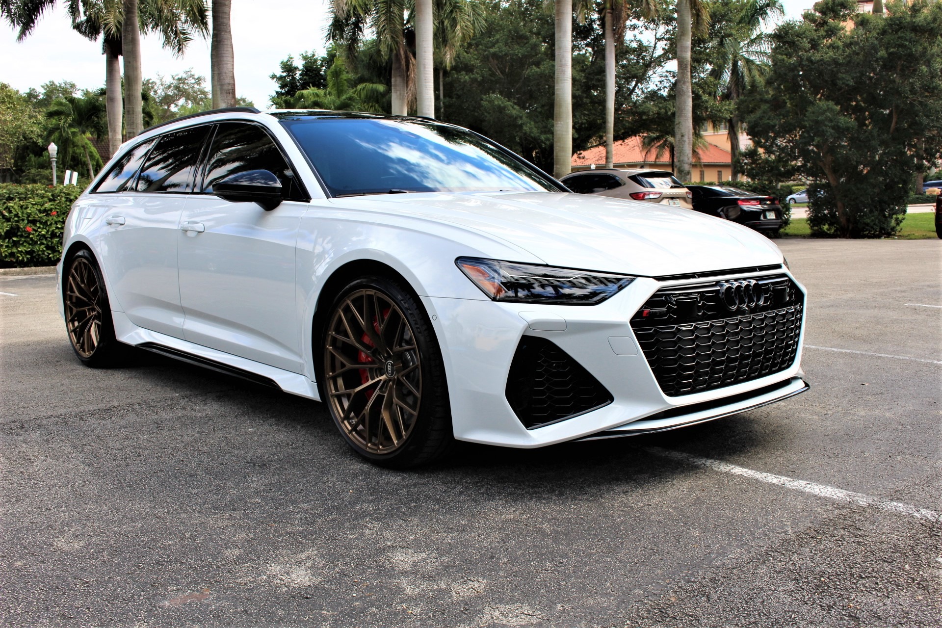 Used 2021 Audi RS 6 Avant 4.0T quattro Avant for sale Sold at The Gables Sports Cars in Miami FL 33146 4
