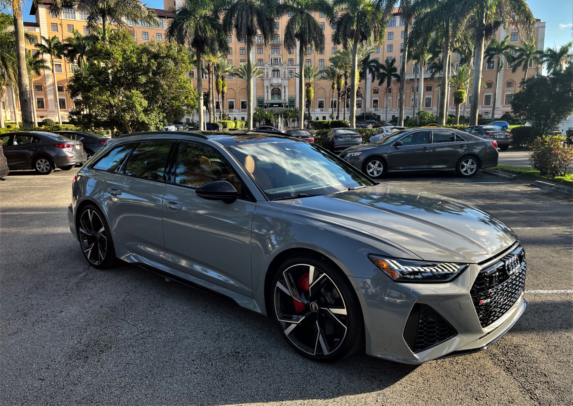 Used 2022 Audi RS 6 Avant 4.0T quattro Avant for sale Sold at The Gables Sports Cars in Miami FL 33146 3