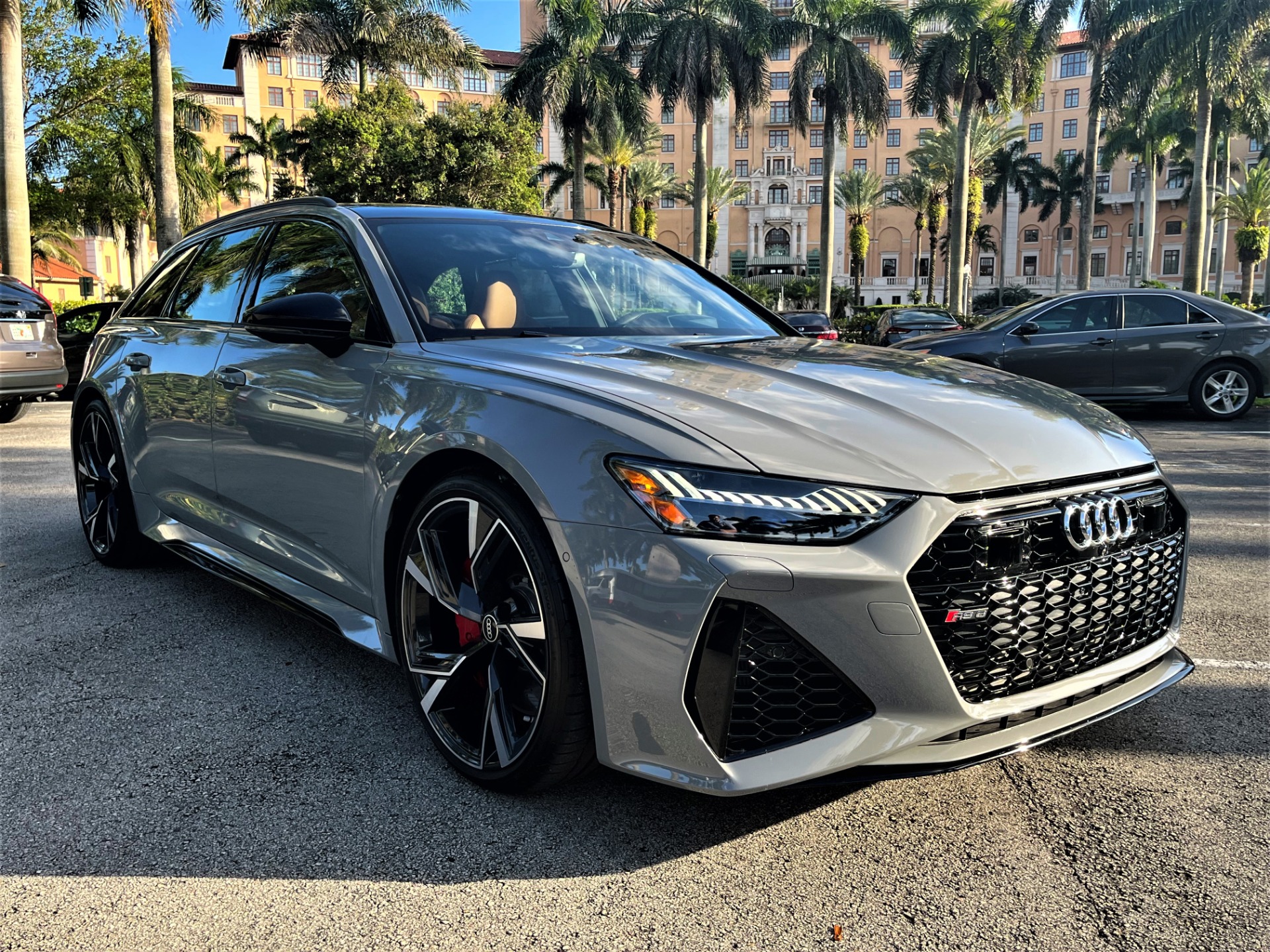 Used 2022 Audi RS 6 Avant 4.0T quattro Avant for sale Sold at The Gables Sports Cars in Miami FL 33146 4