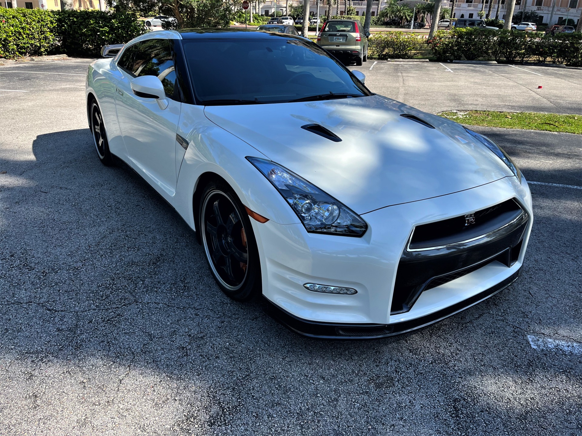Used 2014 Nissan GT-R Track Edition for sale $109,850 at The Gables Sports Cars in Miami FL 33146 4
