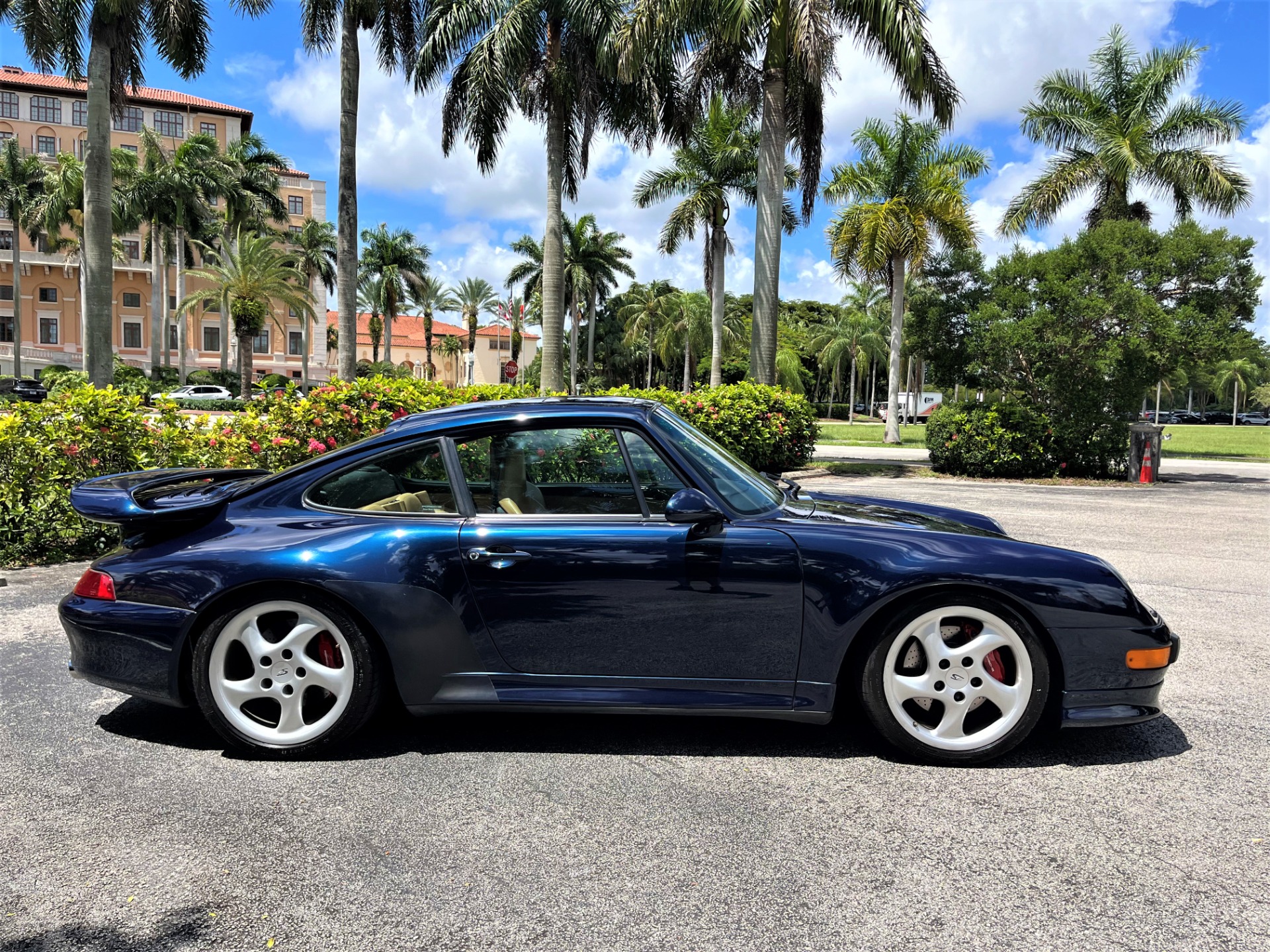 Used 1998 Porsche 911 Carrera 4S for sale $156,850 at The Gables Sports Cars in Miami FL 33146 4