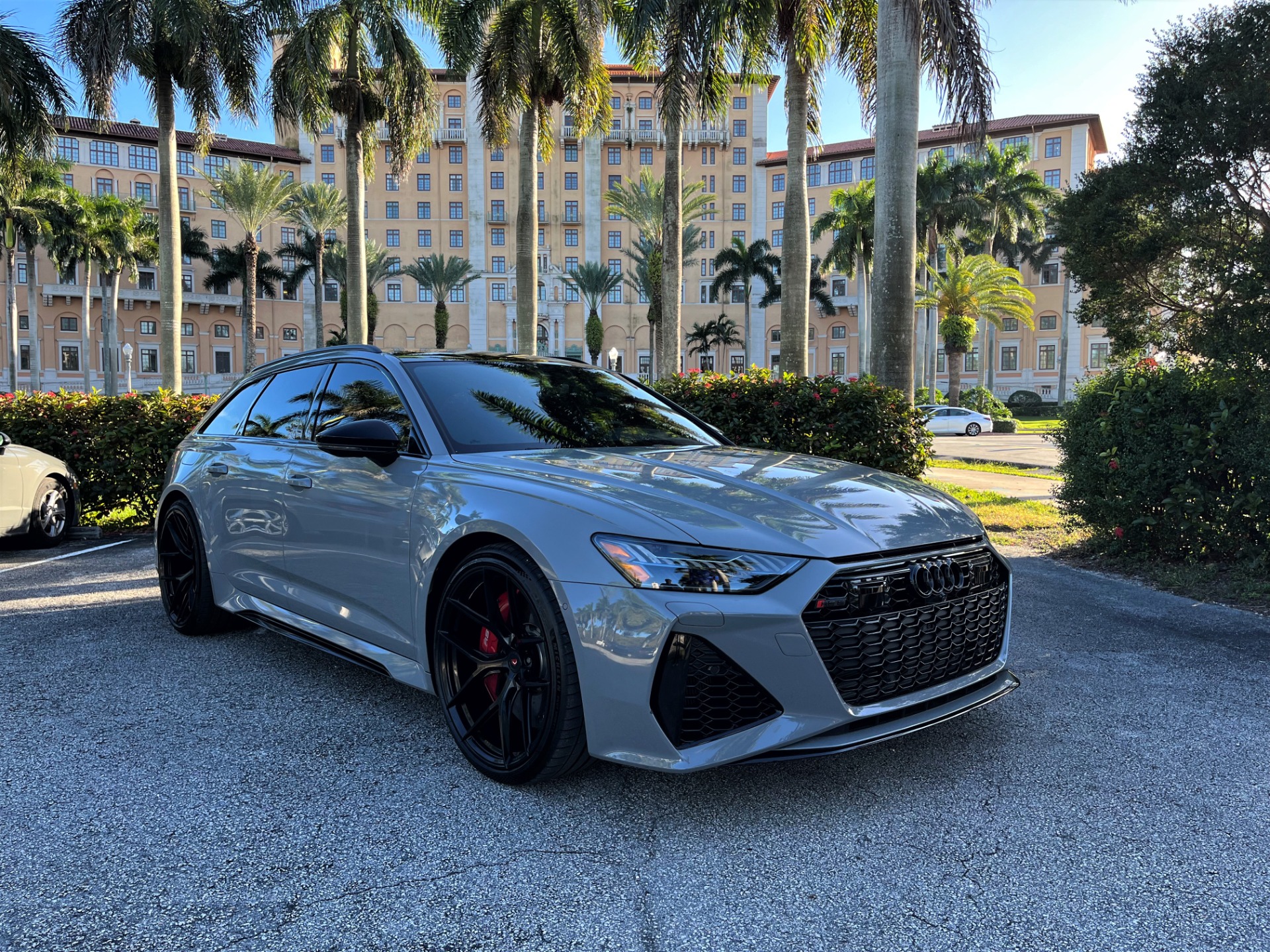 Used 2021 Audi RS 6 Avant 4.0T quattro Avant for sale $122,850 at The Gables Sports Cars in Miami FL 33146 1