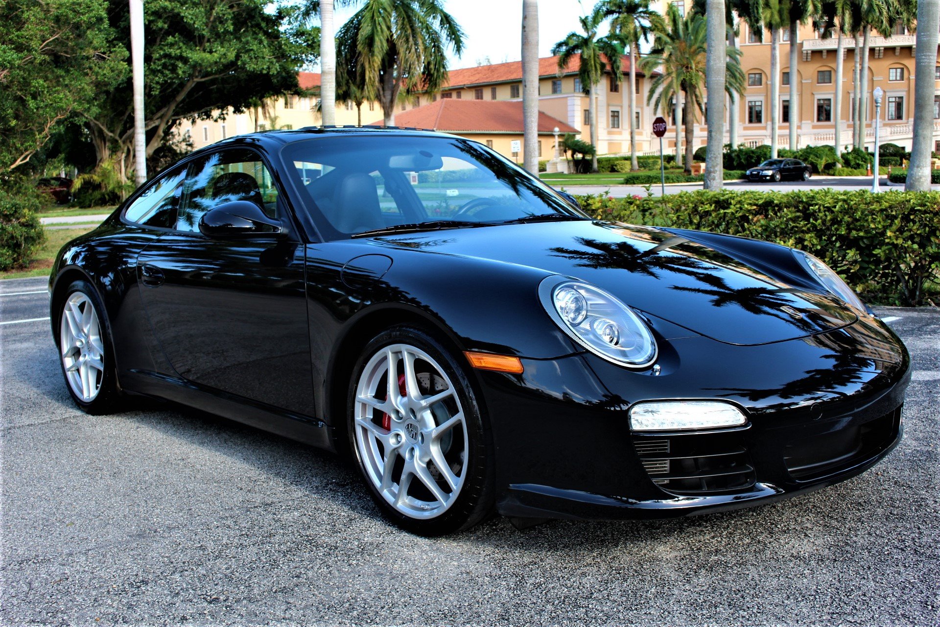 2010 Porsche 911 Carrera 4