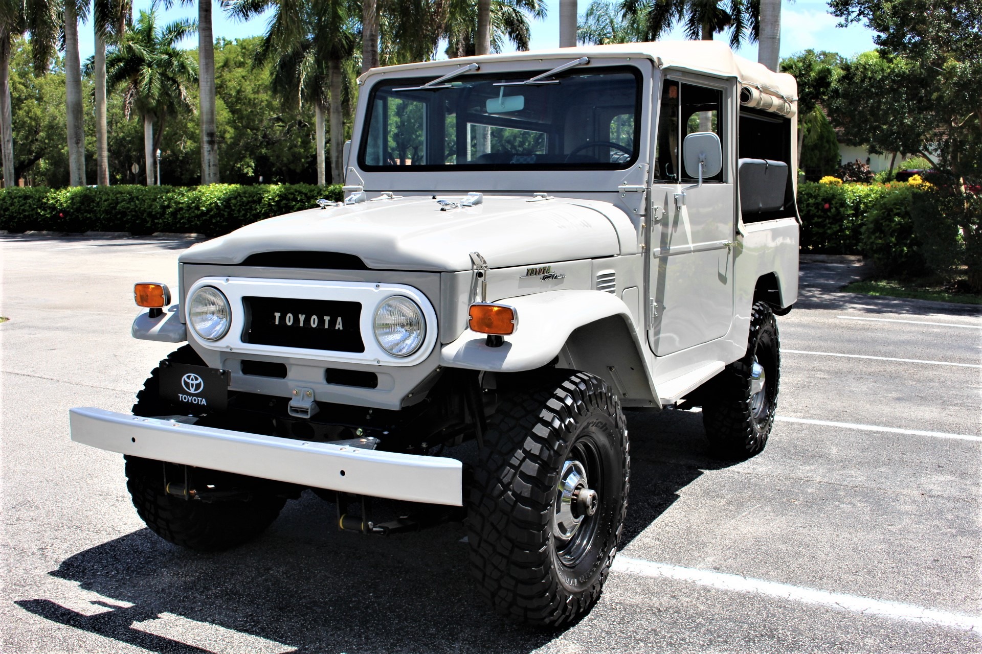 Used 1973 Toyota Land Cruiser FJ43 for sale Sold at The Gables Sports Cars in Miami FL 33146 4